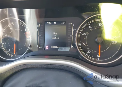 2018 Jeep Cherokee Latitude Fwd из США, поврежденный, VIN 1C4PJLCB2JD573390